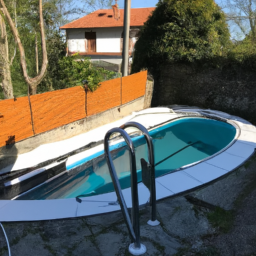 Réparez les dommages de votre piscine rapidement et efficacement avec un service professionnel Limay